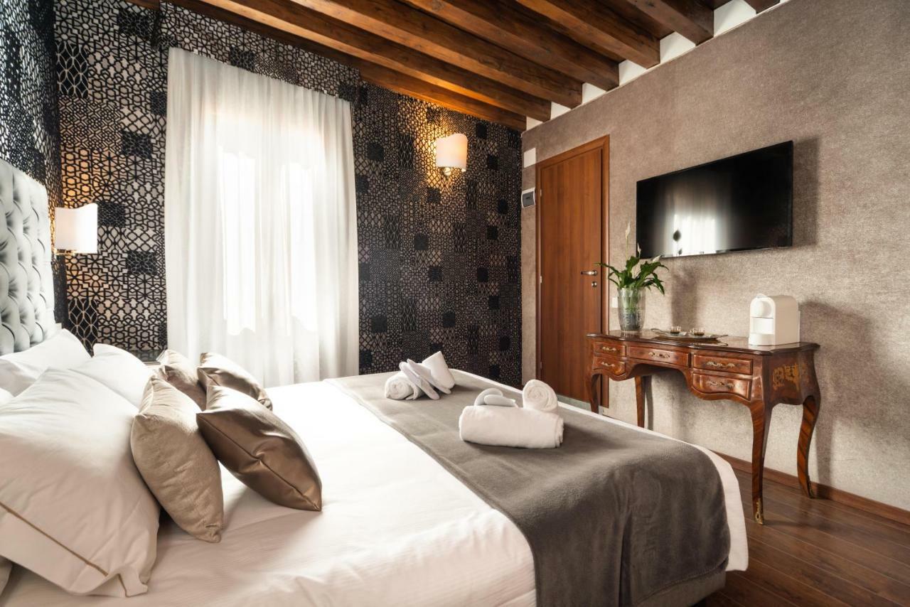 Domus Superior Hotel Venice Exterior photo